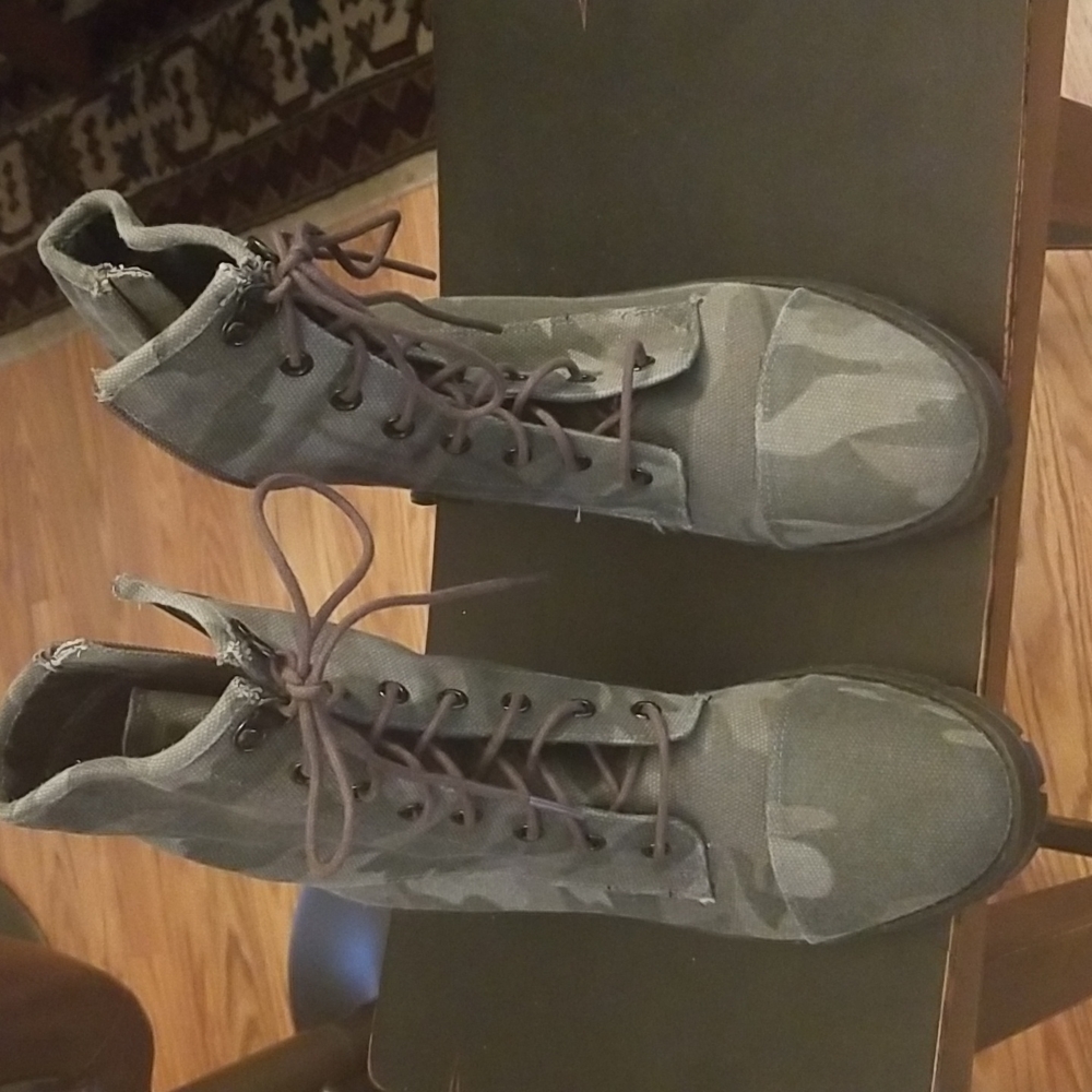 Womens boots